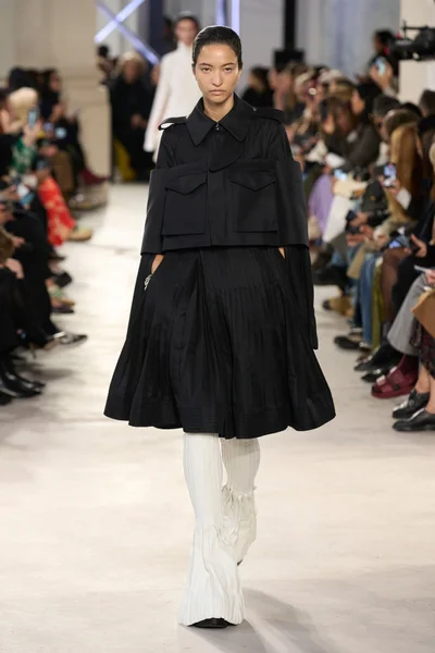 Look 7
